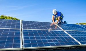 Installation et mise en production des panneaux solaires photovoltaïques à Montferrier-sur-Lez